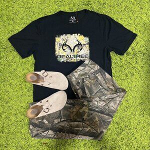 Vintage Realtree Camo Tee 21